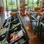 かもしか茶屋 - 農産物も売っています