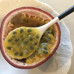 モイベーカリー - 【追加】パッションフルーツもよりおいしく食べることができる