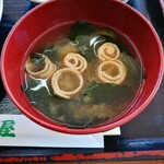 大衆食堂 半田屋 - 味噌汁　81円