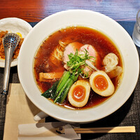 鉢ノ葦葉 三重県四日市市 らー麺杉樽仕込特選湯浅醤油味ｗｉｔｈくんたま 唐辛子と挽肉 By ふじさんさん らーめん 鉢ノ葦葉 はちのあしは あすなろう四日市 ラーメン 食べログ