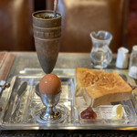 珈琲亭 ルアン - モーニングセット トースト&ゆで卵&アイスコーヒー