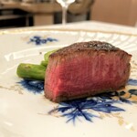 ペレグリーノ - メイン料理 山形牛