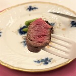 ペレグリーノ - メイン料理 山形牛