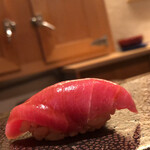 寿し道 桜田 - トロ　もちろんとろけますね