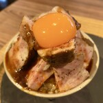 吉祥寺コーンバレー - ローストポーク丼