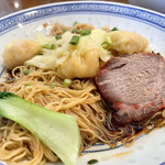 香港麺 新記 - エビ入りワンタンつゆなし麺（香港麺）