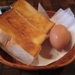 Koohiishiyaserekuto - 厚切りトースト・ゆで卵