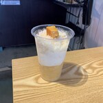 Kuya's Kusinang Pinoy - ココナッツかき氷、キャラメルキューブ、トウモロコシ