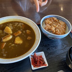 大衆食堂正広 - カレーラーメンとミニタレかつ丼のセット　¥1350