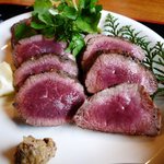 仙人小屋 - 定食の鹿肉アップ