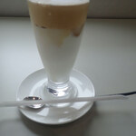 カフェラウンジ フィールド - ダルゴナコーヒー