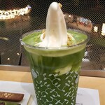 ナナズグリーンティー - 玄米抹茶ソフトクリームソーダ：680円