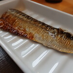 すき家 - 焼き鯖は細身です（笑）