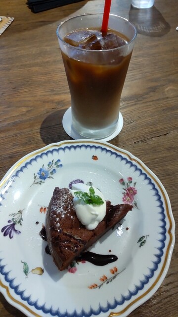 Cafe Moimoi 八坂 カフェ ネット予約可 食べログ Cafe Moimoi 八坂 カフェ ネット予約可 食べログ