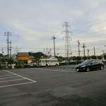 酒天童子わらべ - 駐車場は超広い、予備駐車場も有ります