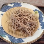 オーベルジュ・グリンデル - ざる蕎麦（在来種：奈川小粒）