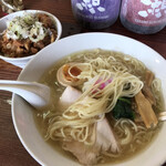 良温 - 麺は細ストレート麺