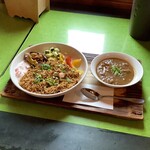 スプーンソング - 【7月8日(木)】チキンコランブ(カレー)とチキンビリヤニ