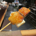 YAKITORI 燃 es - ソリの皮を敢えてネギに包む様にカットしており独創性抜群！