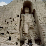 バーミヤン  - バーミヤンの巨大石仏
            2001年3月、タリバンによって破壊された。