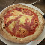 カンピオーネ - ＊イタリアンサラミピザ
