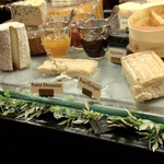 ガストロノミー ジョエル・ロブション - チーズのワゴン