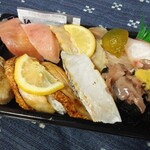 Muten Kurazushi - ◈熟成 大とろ(1貫)220円
                        ◈熟成中とろ(1貫)110円
                        ◈国産焼ふぐ(1貫)220円
                        ◈国産いさき(1貫)110円
                        ◈すだちひらまさ(1貫)110円
                        ◈のどぐろ炙り醤油(1貫)110円他