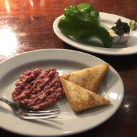 カルネジーオ イースト - 