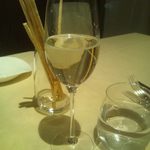 アルティスタ， - スプマンテ、グリッシーニ