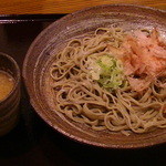 あみだそば はなれ - ｈ24新そばの「わさびおろしそば」大盛り850円　ｈ24.11.5撮影