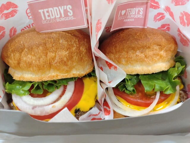 テディーズ ビガー バーガー 横浜みなとみらいワールドポーターズ店 Teddy S Bigger Burgers 馬車道 ハンバーガー ネット予約可 食べログ テディーズ ビガー バーガー 横浜みなとみらいワールドポーターズ店 Teddy S Bigger Burgers 馬車道 ハンバーガー ネット予約可 食べログ