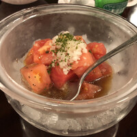 ざくろ 銀座店 - トマトサラダ