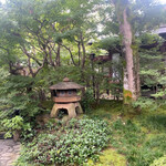 潜龍 - 北門から入ると広いお庭が鑑賞できます。