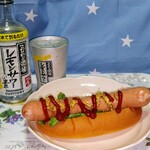 メッツゲライ テラ - ８月１０日は、夕飯は、カイザーグリルのホットドックです