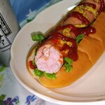 メッツゲライ テラ - ８月１０日は、夕飯は、カイザーグリルのホットドックです