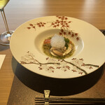 メインダイニング 六つ喜 - 金目鯛の鱗焼き　蛤 青さ海苔と潮の仕立て