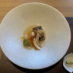 メインダイニング 六つ喜 - 太刀魚炭焼き　松茸との南蛮仕立て