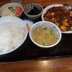 元祖赤のれん 節ちゃんラーメン - 麻婆豆腐定食