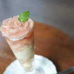 静かな時間を過ごすためのカフェCafePatra - 