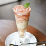 静かな時間を過ごすためのカフェCafePatra - 