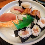 Sushi Fuku - 令和3年8月 ランチタイム
      すし定食 990円