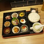 牛たん炭焼 利久 - 