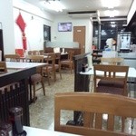 同楽縁 - 店内（テーブル席）