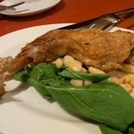 オステリアエンメ - ホロホロ鳥　骨付き肉のコンフィ