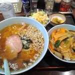 Tatsumiya - ハイ！A定食お待ちどうさまでした～～～～