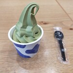 マザー牧場 CAFE&SOFTCREAM - 料理写真:抹茶ソフト