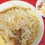 ラーメン二郎 - ラーメン半分＋ニンニク多め＋青ネギ