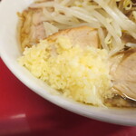 ラーメン二郎 - ニンニク多め