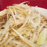 ラーメン二郎 - ヤサイ（そのまま）