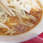 ラーメン二郎 - スープ